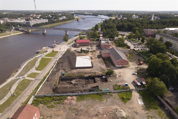 Новейшие археологические открытия в Великом Новгороде 1-4.jpg (jpg, 317 Kб)